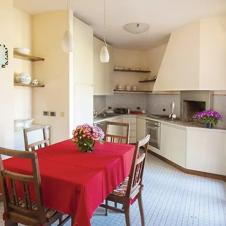 Four-bedroom Holiday Pu With Sea View 04 *