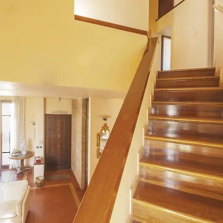 Feriehus Four-bedroom Holiday Pu With Sea View 04 Gabicce Mare