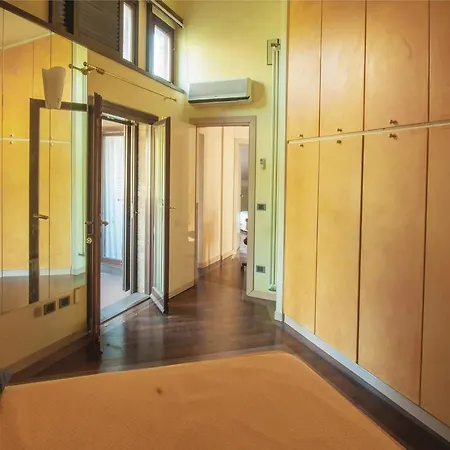 Four-bedroom Holiday Pu With Sea View 04 Gabicce Mare