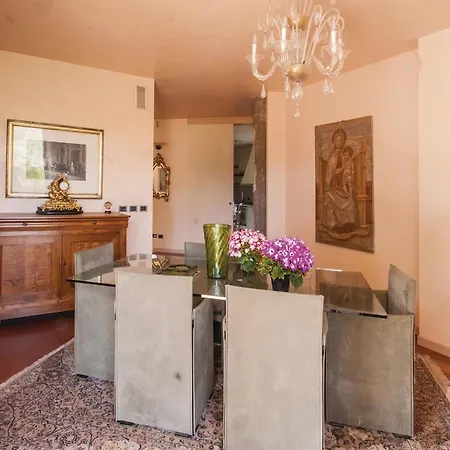 Four-bedroom Holiday Pu With Sea View 04 Nyaraló